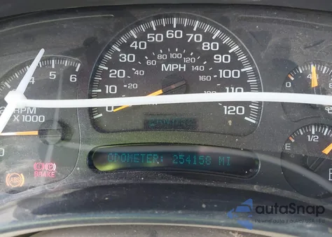 2004 Chevrolet Silverado 2500Hd Ls z USA, uszkodzony, nr VIN 1GCHK23U14F213890